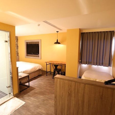 Central Hotel Taoyuan Luaran gambar