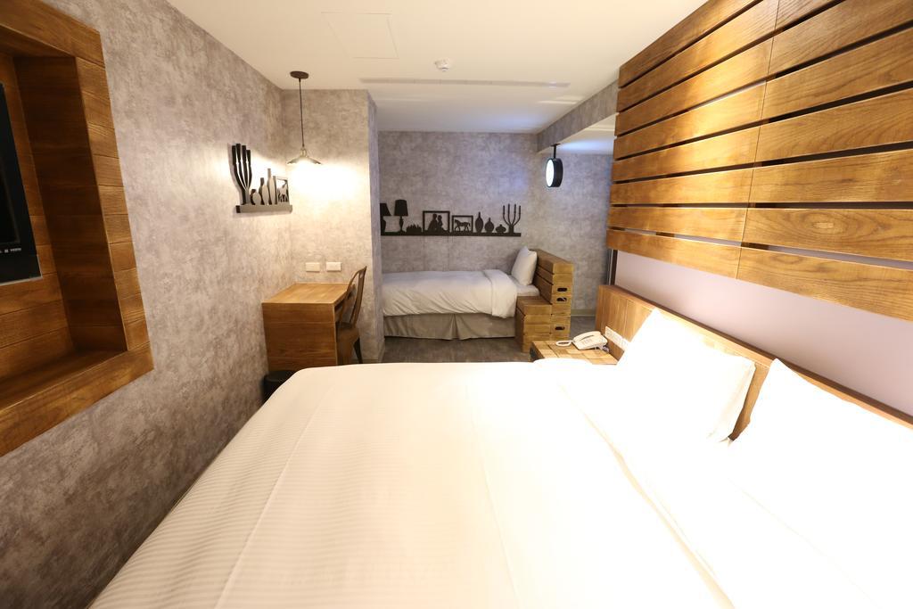 Central Hotel Taoyuan Luaran gambar